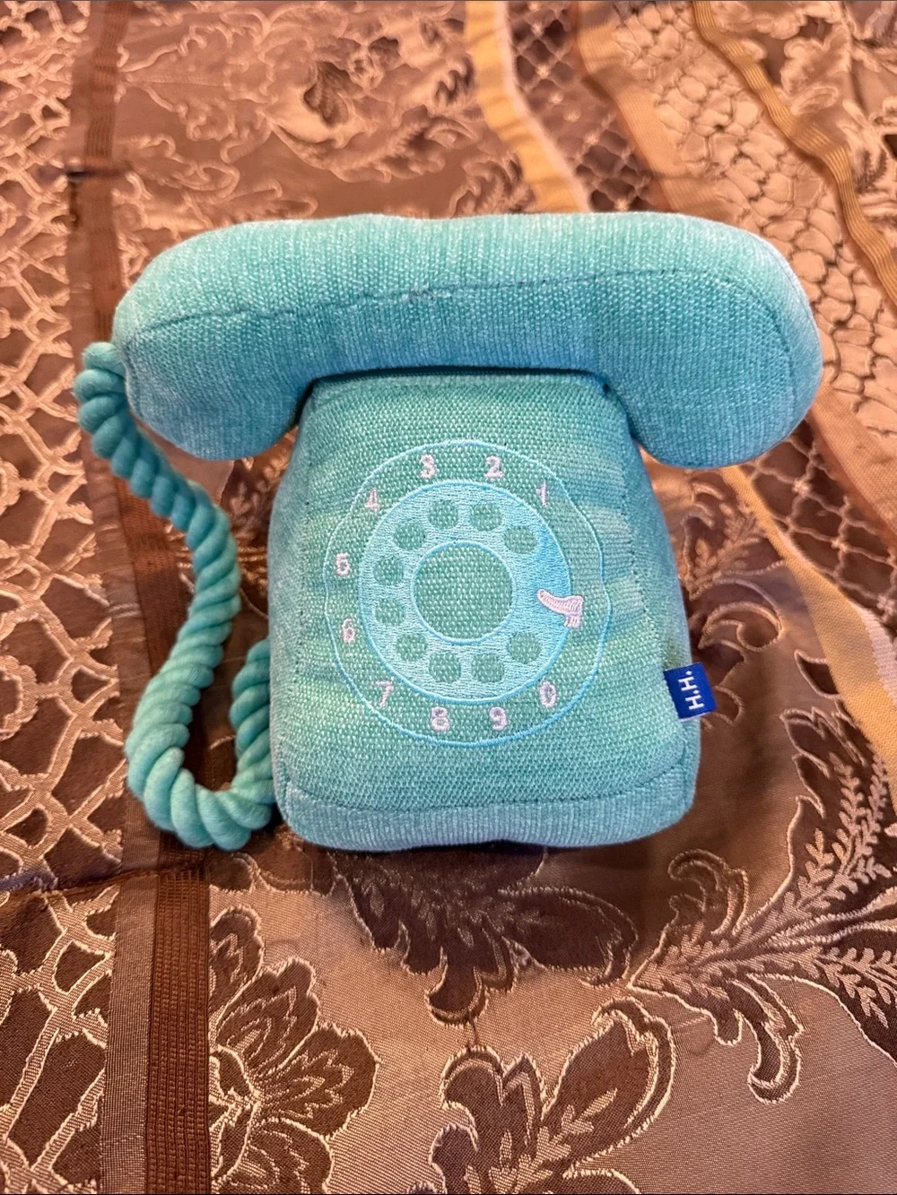 Hooray House Tug of War Retro Phone